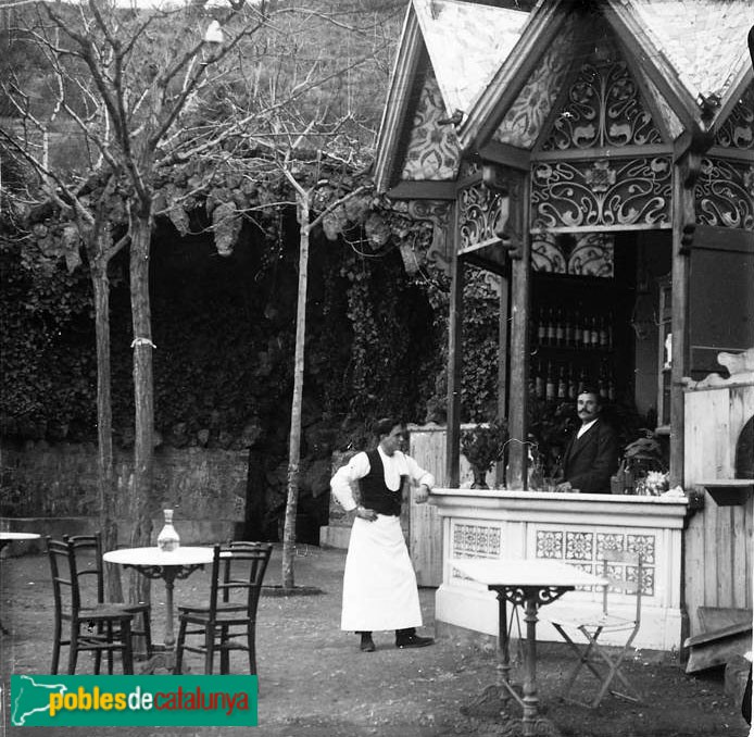 Barcelona - Font d'en Fargues (Foto: <i>Josep Salvany -Fons Salvany, Biblioteca de Catalunya-</i>, 1912) Barcelona - Font d'en Fargues
