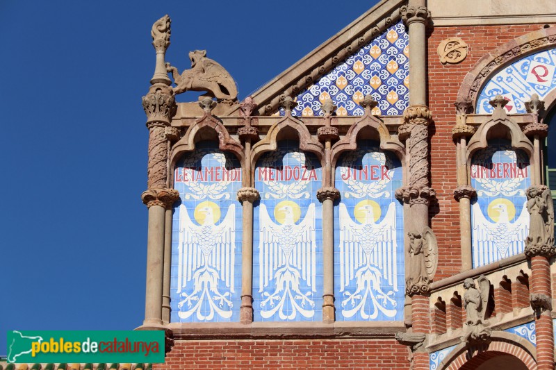 Hospital de Sant Pau - Edifici d'Operacions (Foto: Albert Esteves, 2021) Hospital de Sant Pau - Edifici d'Operacions