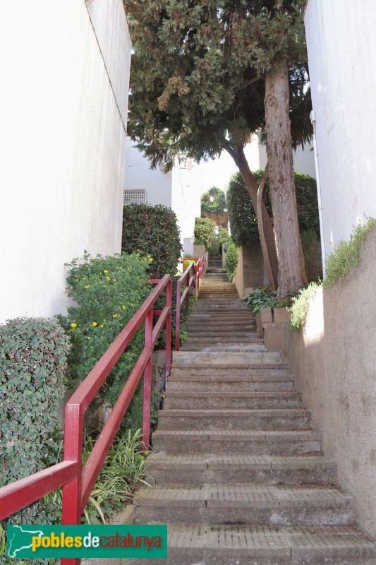 Barcelona - Casetes Blanques de Montbau (Foto: Albert Esteves, 2021) Barcelona - Casetes Blanques de Montbau