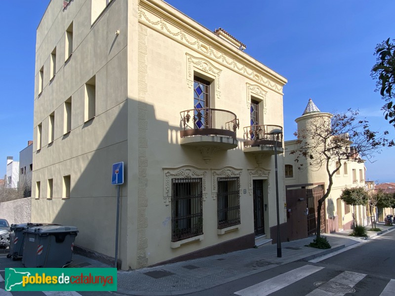 Barcelona - Ticià, 46-48 (Foto: Albert Esteves, 2021) Barcelona - Ticià, 46-48