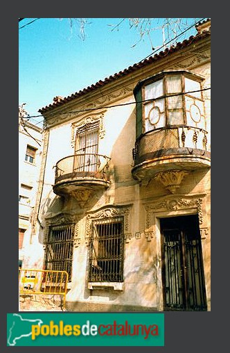 Barcelona - Ticià, 46-48, abans de la darrera reforma (Foto: <i>Ajuntament de Barcelona</i>) Barcelona - Ticià, 46-48, abans de la darrera reforma