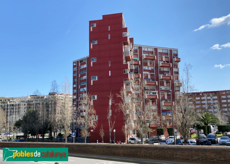 Barcelona - Habitatges Renfe (Foto: Albert Esteves, 2021) Barcelona - Habitatges Renfe