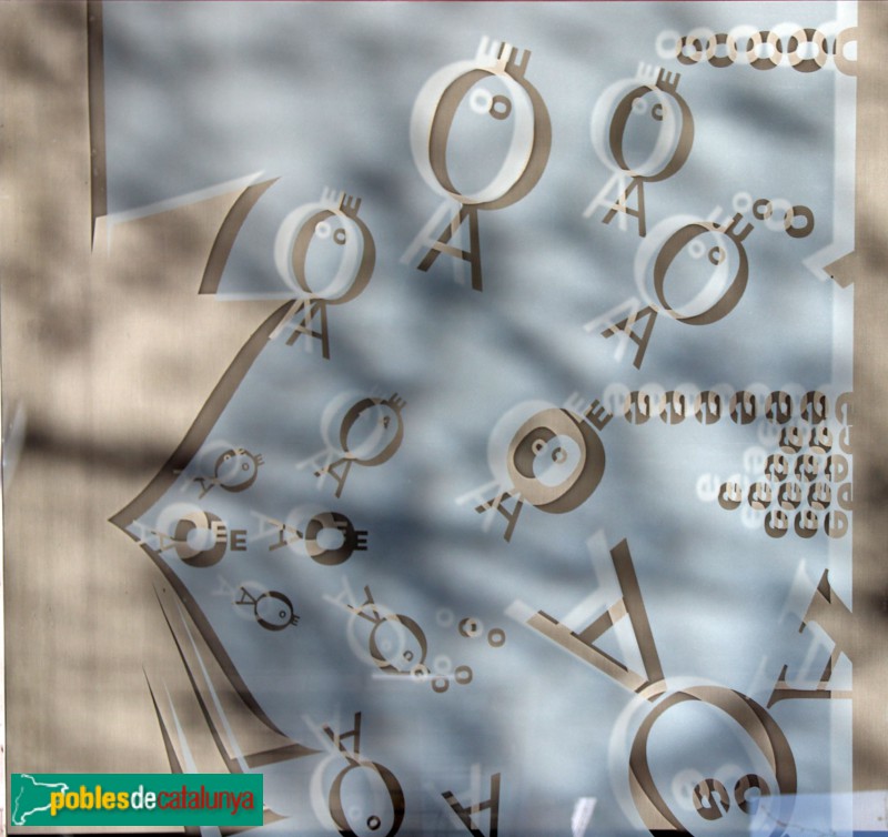 Barcelona - Biblioteca Les Roquetes (Foto: Albert Esteves, 2021) Barcelona - Biblioteca Les Roquetes