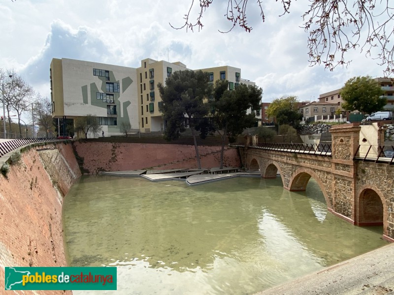 Barcelona - Aqüeducte Dosrius (Foto: Albert Esteves, 2021) Barcelona - Aqüeducte Dosrius