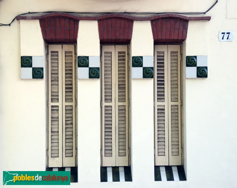 L'Hospitalet de Llobregat - Les Cases Barates (Foto: Albert Esteves, 2021) L'Hospitalet de Llobregat - Les Cases Barates