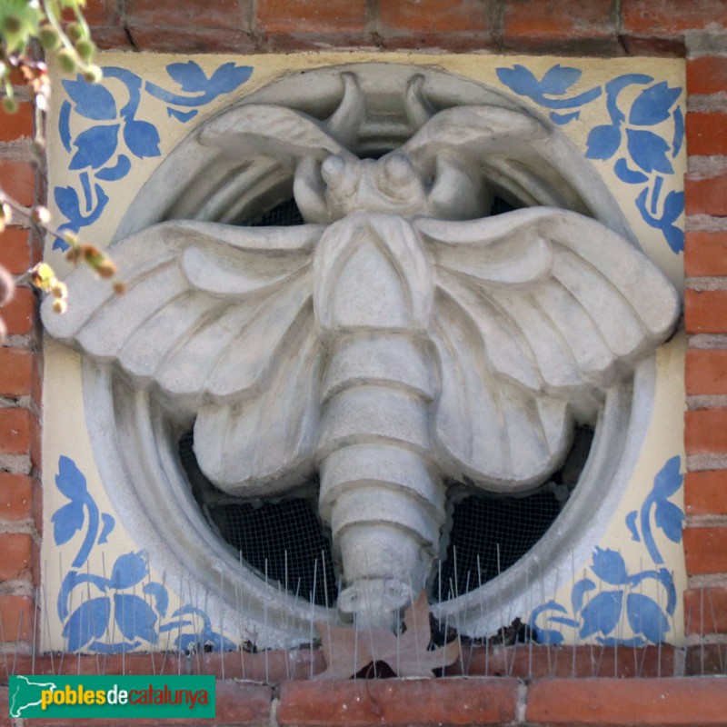 L'Hospitalet de Llobregat - Can Vilumara. Casa del director (Foto: Albert Esteves, 2021) L'Hospitalet de Llobregat - Can Vilumara. Casa del director