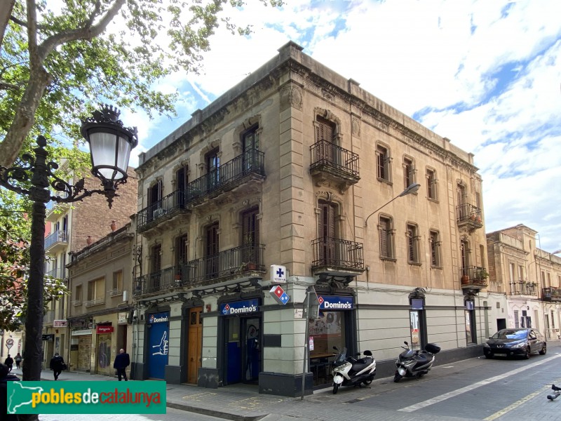 L'Hospitalet de Llobregat - Rambla Just Oliveras, 37 (Foto: Albert Esteves, 2021) L'Hospitalet de Llobregat - Rambla Just Oliveras, 37