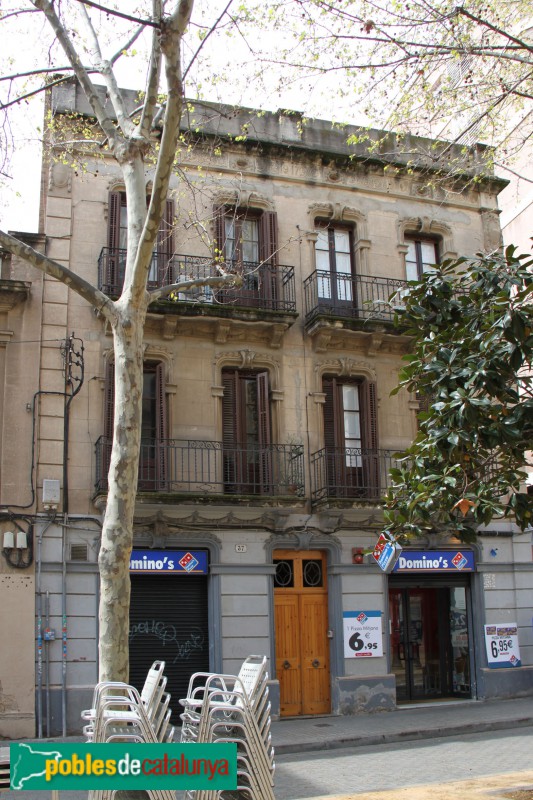 L'Hospitalet de Llobregat - Rambla Just Oliveras, 37 (Foto: Albert Esteves, 2011) L'Hospitalet de Llobregat - Rambla Just Oliveras, 37