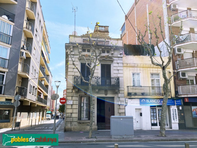 L'Hospitalet de Llobregat - Casa Ramon Puig Campreciós (Foto: Albert Esteves, 2021) L'Hospitalet de Llobregat - Casa Ramon Puig Campreciós