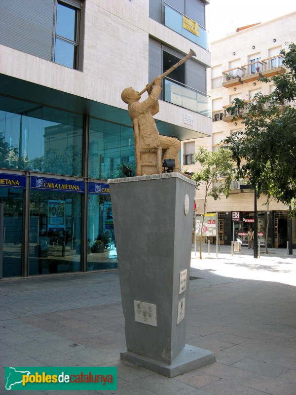 L´Hospitalet de Llobregat - Monument a la Sardana (Foto: Albert Esteves, 2008) L´Hospitalet de Llobregat - Monument a la Sardana