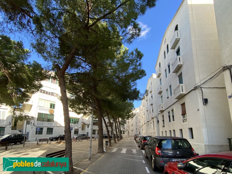 Sant Feliu de Llobregat - Pisos Bertrand (Foto: Albert Esteves, 2021) Sant Feliu de Llobregat - Pisos Bertrand