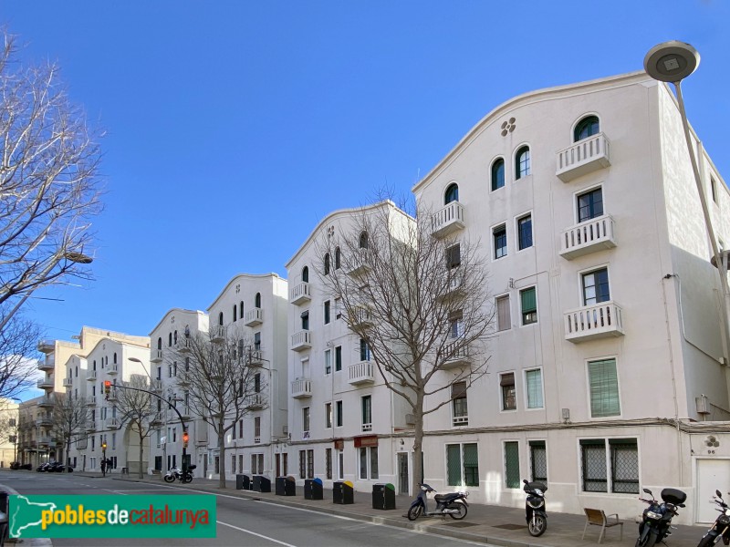 Sant Feliu de Llobregat - Pisos Bertrand (Foto: Albert Esteves, 2021) Sant Feliu de Llobregat - Pisos Bertrand