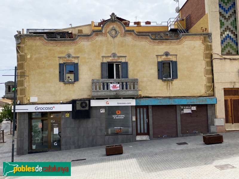 Sant Vicenç dels Horts - Cal Font (Foto: Albert Esteves, 2021) Sant Vicenç dels Horts - Cal Font
