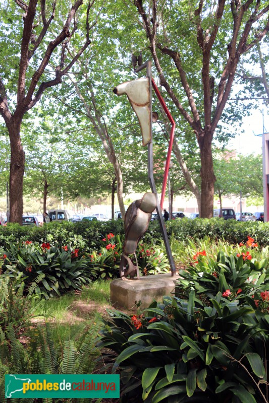 L'Hospitalet de Llobregat - Escultura <i>Fusions</i> (Foto: Albert Esteves, 2021) L'Hospitalet de Llobregat - Escultura <i>Fusions</i>