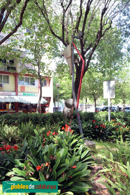 L'Hospitalet de Llobregat - Escultura <i>Fusions</i> (Foto: Albert Esteves, 2021) L'Hospitalet de Llobregat - Escultura <i>Fusions</i>