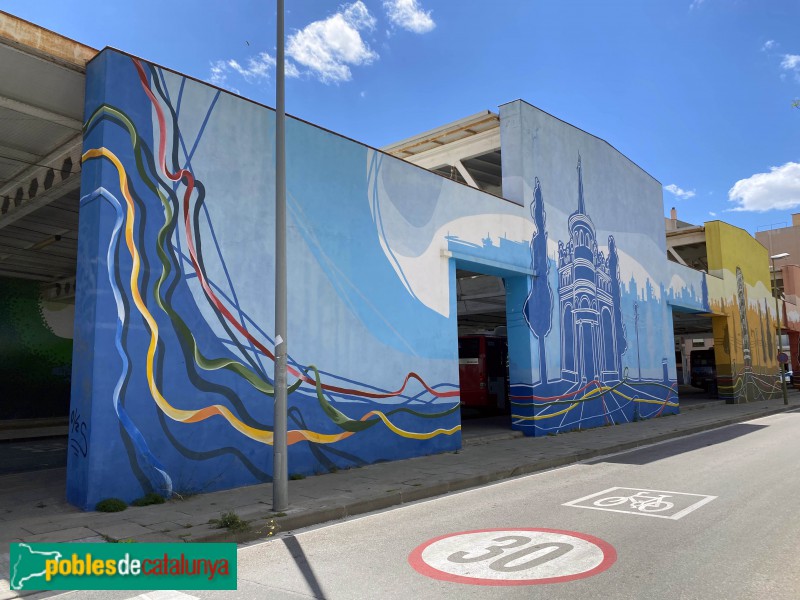 Cornellà de Llobregat - Mural de l'Estació d'Autobusos (Foto: Albert Esteves, 2021) Cornellà de Llobregat - Mural de l'Estació d'Autobusos