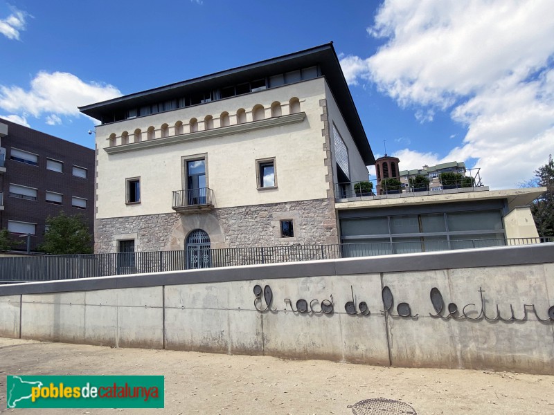 Cornellà de Llobregat - Can Vallhonrat (Foto: Albert Esteves, 2021) Cornellà de Llobregat - Can Vallhonrat