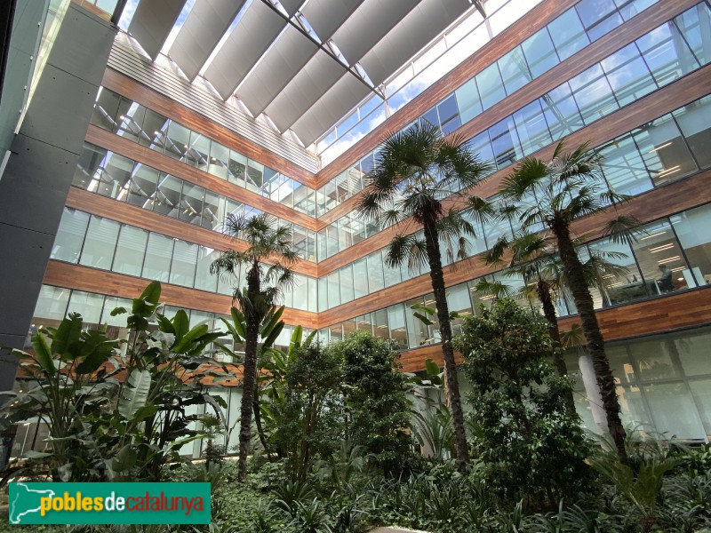 Cornellà de Llobregat - World Trade Center 7 (Foto: Albert Esteves, 2021) Cornellà de Llobregat - World Trade Center 7