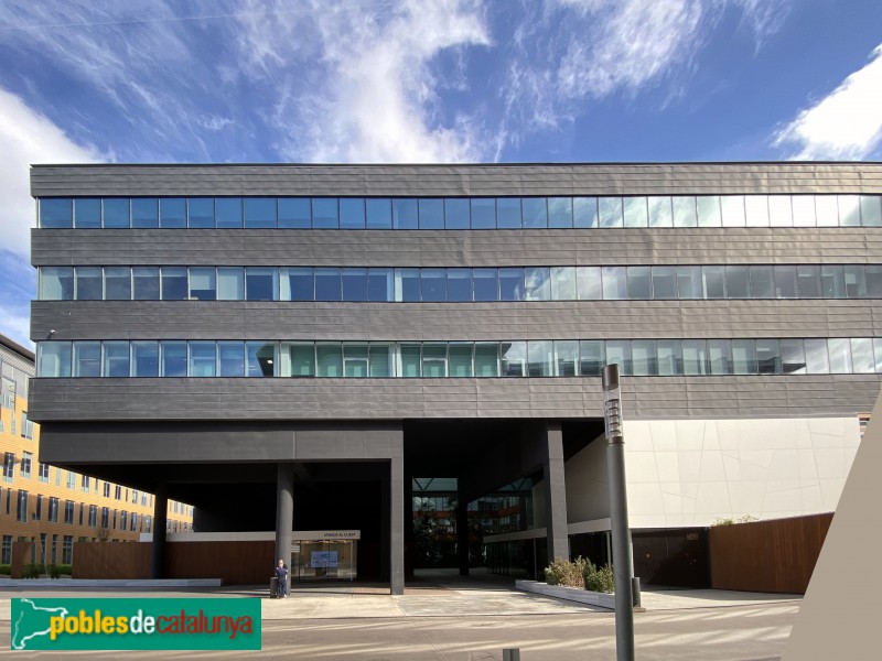 Cornellà de Llobregat - World Trade Center 7 (Foto: Albert Esteves, 2021) Cornellà de Llobregat - World Trade Center 7