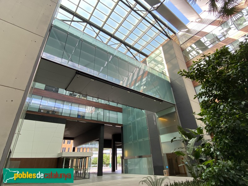 Cornellà de Llobregat - World Trade Center 7 (Foto: Albert Esteves, 2021) Cornellà de Llobregat - World Trade Center 7