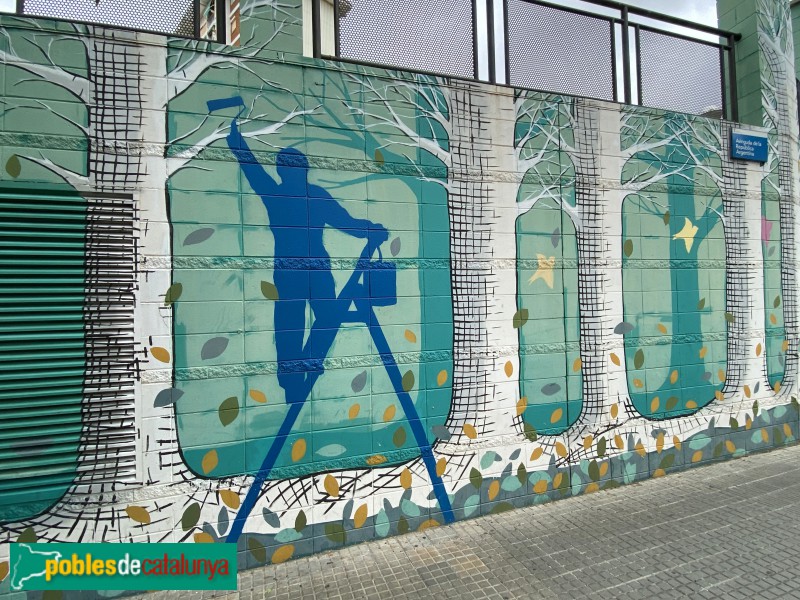 Cornellà de Llobregat - Mural de la plaça Sant Ildefons (Foto: Albert Esteves, 2021) Cornellà de Llobregat - Mural de la plaça Sant Ildefons