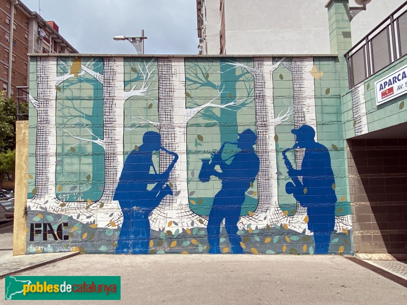 Cornellà de Llobregat - Mural de la plaça Sant Ildefons (Foto: Albert Esteves, 2021) Cornellà de Llobregat - Mural de la plaça Sant Ildefons