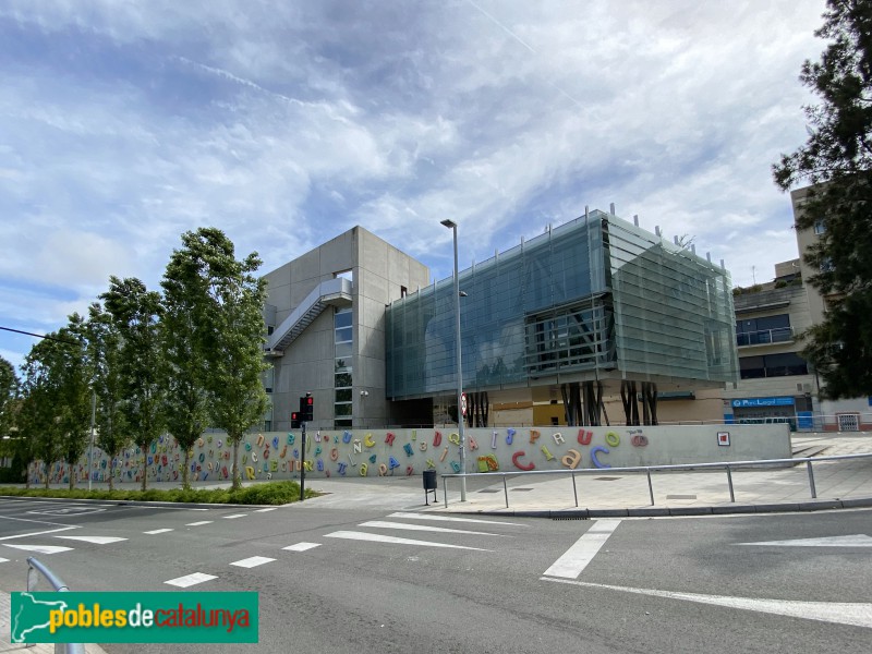 Cornellà de Llobregat - Agència Tributària (Foto: Albert Esteves, 2021) Cornellà de Llobregat - Agència Tributària