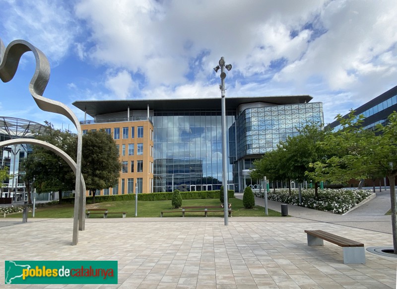 Cornellà de Llobregat - WTC Almeda Park. Edifici 8 (Foto: Albert Esteves, 2021) Cornellà de Llobregat - WTC Almeda Park. Edifici 8