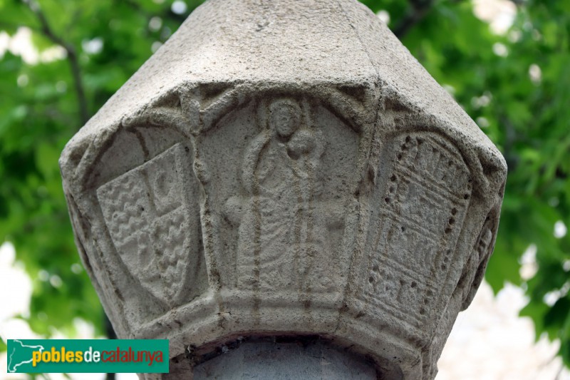 Begues - Creu de terme (rèplica) (Foto: Albert Esteves, 2021) Begues - Creu de terme (rèplica)