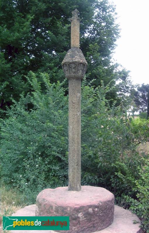 Begues - Creu de terme a l'emplaçament original (Foto: Albert Esteves, 2006) Begues - Creu de terme a l'emplaçament original