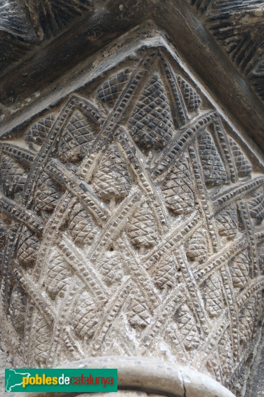 Vinaixa - Església de Sant Joan Baptista. Portada (Foto: Albert Esteves, 2021) Vinaixa - Església de Sant Joan Baptista. Portada