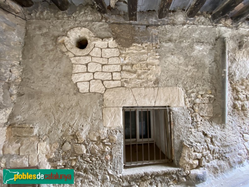 Vinaixa - Portal de Ca la Mariana (Foto: Albert Esteves, 2021) Vinaixa - Portal de Ca la Mariana