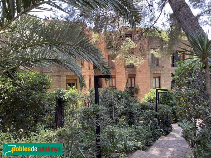 Sant Just Desvern - Sant Just Park (Foto: Albert Esteves, 2021) Sant Just Desvern - Sant Just Park