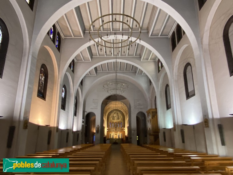 Sabadell - Església de la Santíssima Trinitat (Foto: Albert Esteves, 2021) Sabadell - Església de la Santíssima Trinitat