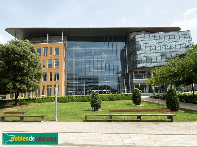 Cornellà de Llobregat - WTC Almeda Park. Edifici 8 (Foto: Albert Esteves, 2021) Cornellà de Llobregat - WTC Almeda Park. Edifici 8