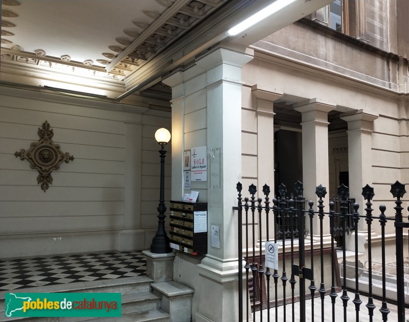 Barcelona - Santa Anna, 28 (Foto: Anna Corcoll, 2021) Barcelona - Santa Anna, 28