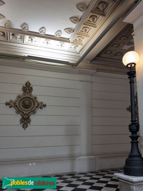 Barcelona - Santa Anna, 28 (Foto: Anna Corcoll, 2021) Barcelona - Santa Anna, 28