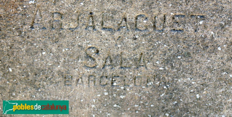 Sabadell - Cementiri. Sepulcre Enric Rocamora (Foto: Albert Esteves, 2021) Sabadell - Cementiri. Sepulcre Enric Rocamora