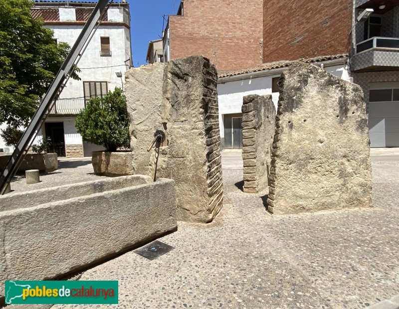 Arbeca - Plaça del Toll