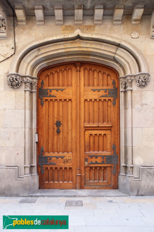 Barcelona - Carrer Princesa, 20 (Foto: Albert Esteves, 2021) Barcelona - Carrer Princesa, 20