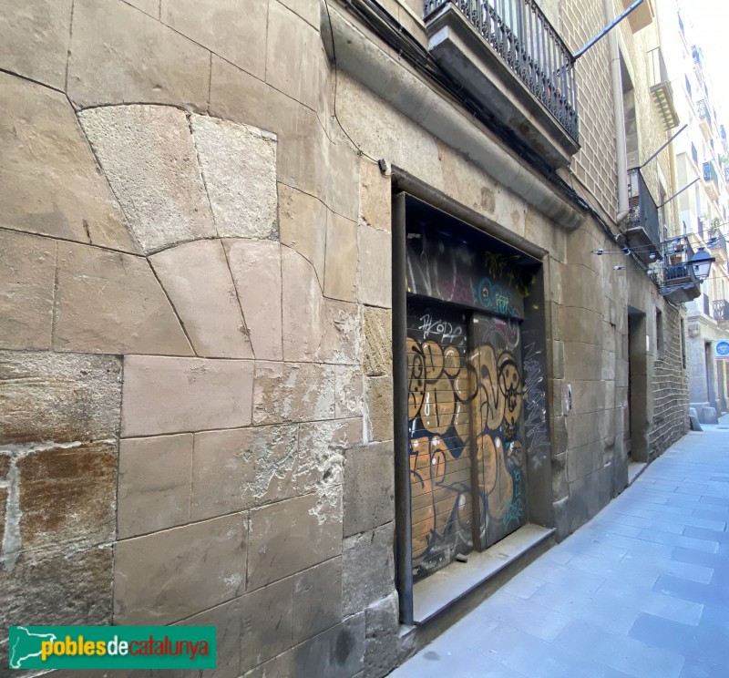 Barcelona - Carrer Mirallers, 10B (Foto: Albert Esteves, 2020) Barcelona - Carrer Mirallers, 10B