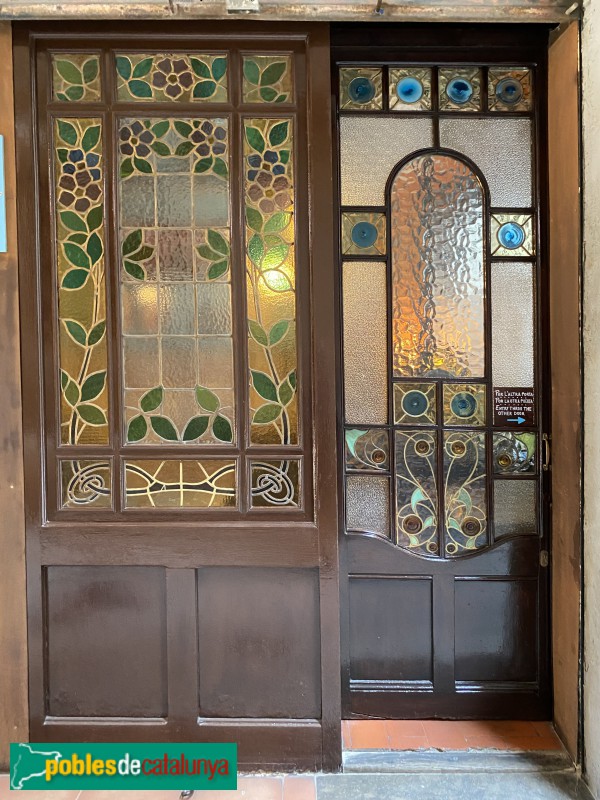 Barcelona - Bar Petra (Sombrerers, 13) (Foto: Albert Esteves, 2020) Barcelona - Bar Petra (Sombrerers, 13)