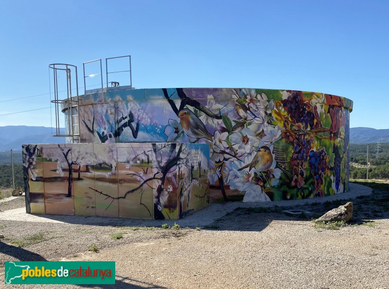 Tarrés - Mural del dipòsit (Foto: Albert Esteves, 2021) Tarrés - Mural del dipòsit