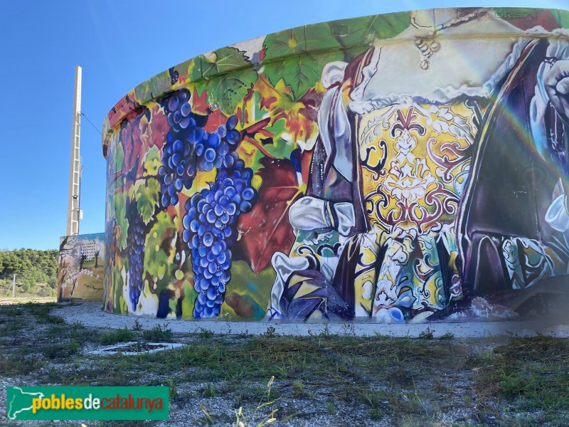 Tarrés - Mural del dipòsit (Foto: Albert Esteves, 2021) Tarrés - Mural del dipòsit