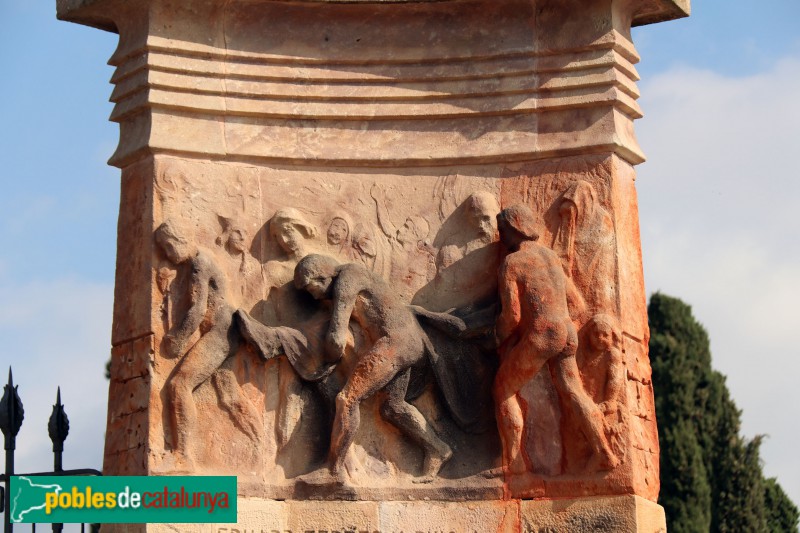 Vilassar de Mar - Porta del Cementiri (Foto: Albert Esteves, 2021) Vilassar de Mar - Porta del Cementiri