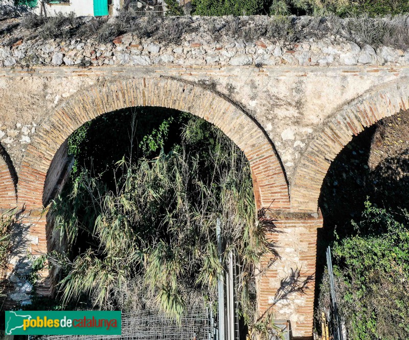 Tarragona - Aqüeducte de la Font de Loreto (Foto: Francesc Vidal-Barraquer, 2021) Tarragona - Aqüeducte de la Font de Loreto