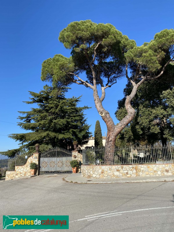 La Roca del Vallès - Mas de la Torre (Malanyanes) (Foto: Albert Esteves, 2021) La Roca del Vallès - Mas de la Torre (Malanyanes)