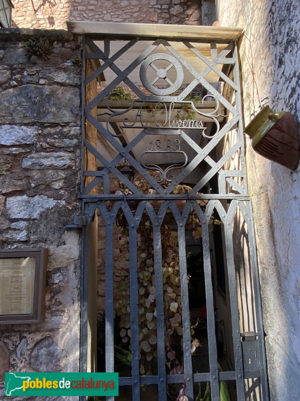 Caldes de Montbui - Rectoria de Sant Sebastià de Montmajor (Foto: Albert Esteves, 2022) Caldes de Montbui - Rectoria de Sant Sebastià de Montmajor