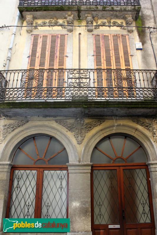 Hostalric - Rectoria (Foto: Albert Esteves, 2011) Hostalric - Rectoria