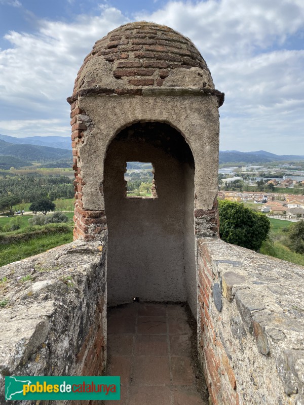 Hostalric - Castell (Foto: Albert Esteves, 2021) Hostalric - Castell